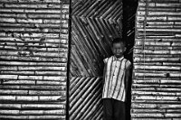 218 - STANDING IN LINES - BANERJEE SOUNAK - india